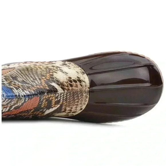 NEW Cute & Trendy Vegan Material Snake embossed slip on Duck Boots - Picture 8 of 16